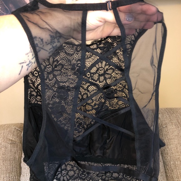 VS high neck black lace bralette sz L New - Picture 4 of 5
